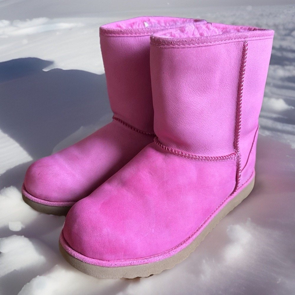 UGG CLASSIC WEATHER SHORT PINK US 5